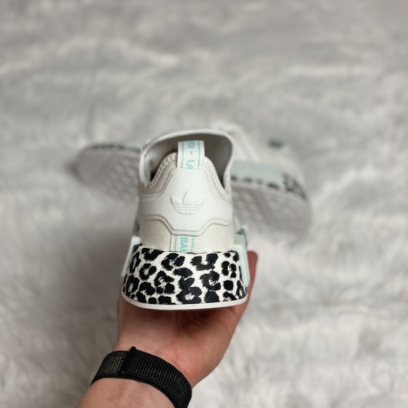 Adidas NMD R1 Womens Running Shoes White Black Leopard Print GZ1623 NEW Multi Sz - Picture 2 of 4